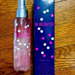 Mary Kay Be Delighted Shimmer Mist